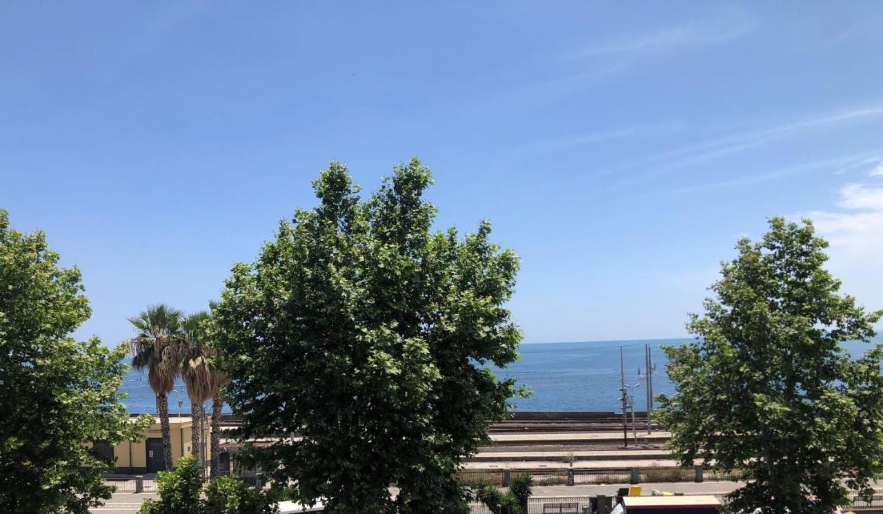 Elephant Sea View 카타니아 외부 사진